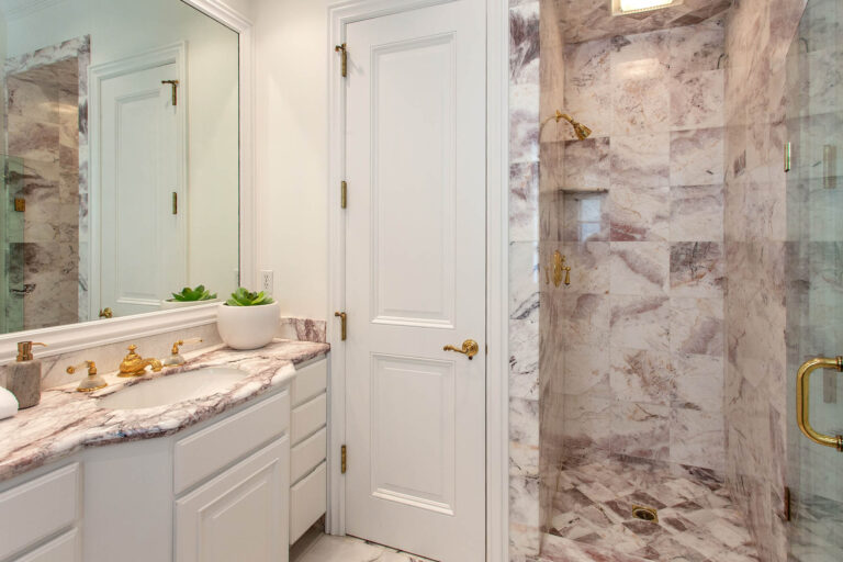 Bathroom (3)
