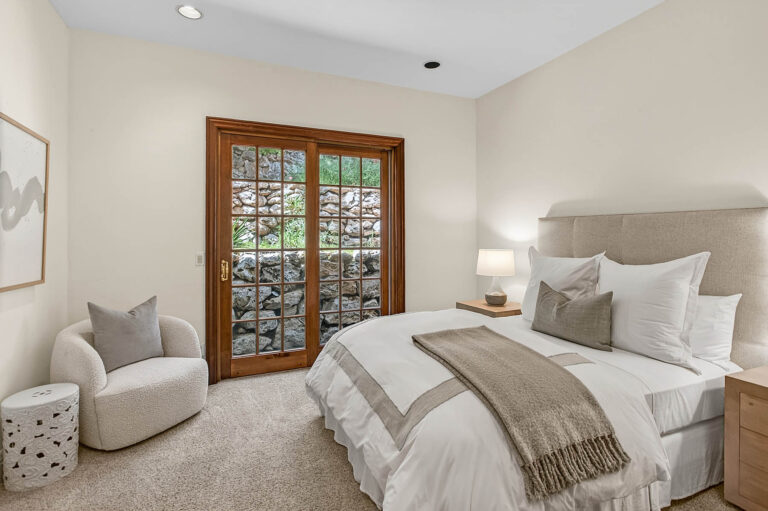 Bedroom (1)