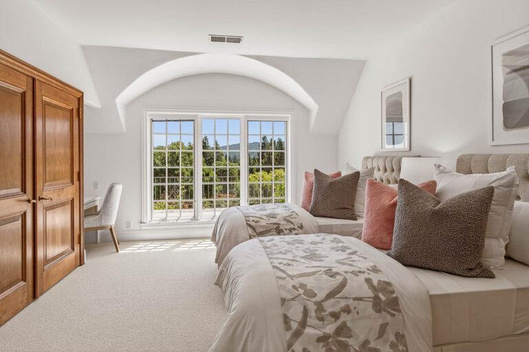 Bedroom (4)