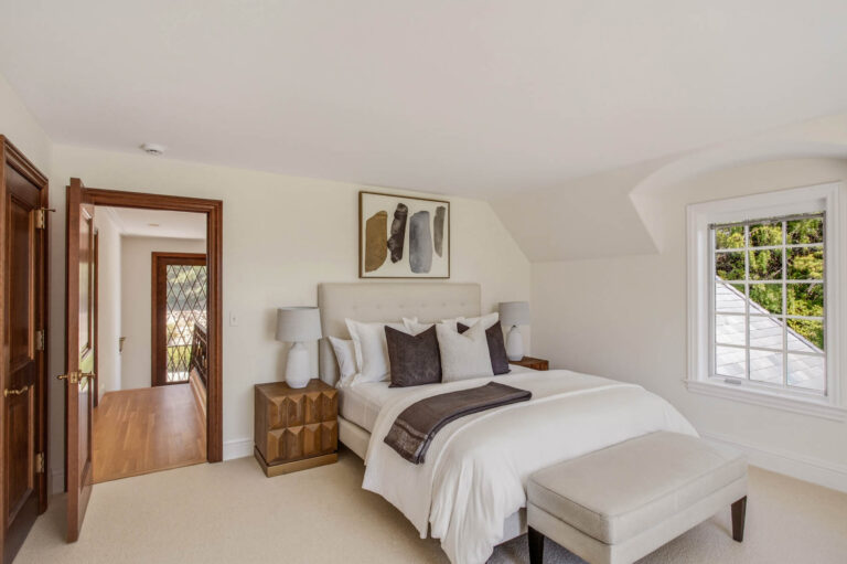 Bedroom (7)