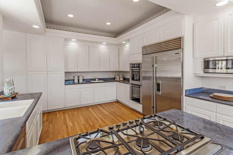 Kitchen (1)